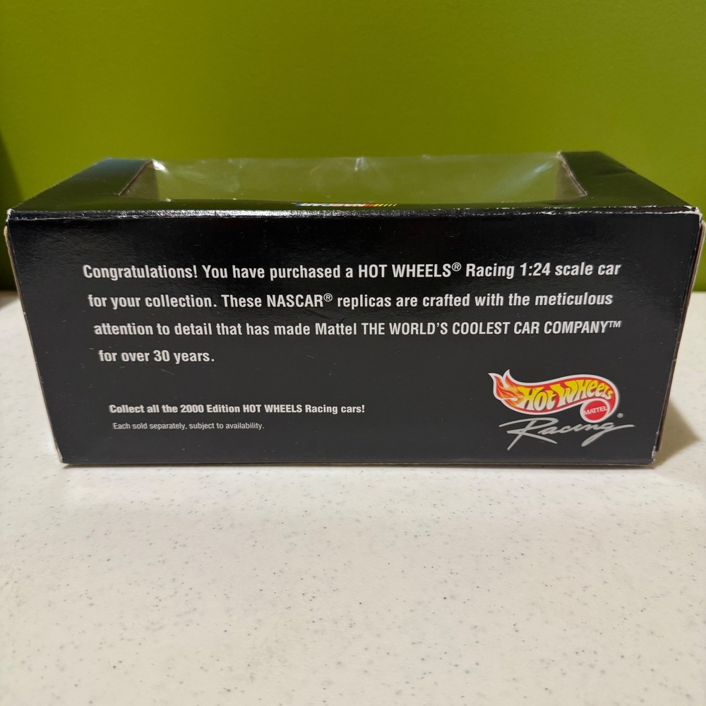 Hot Wheels Racing Mark Martin 6 Valvoline Ford Taurus 1:24 Race Day Deluxe 1999 - Picture 5 of 11